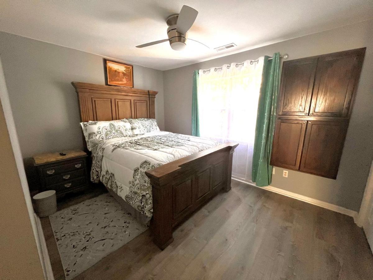 Luxury Townhome Jacksonville, Nc מראה חיצוני תמונה
