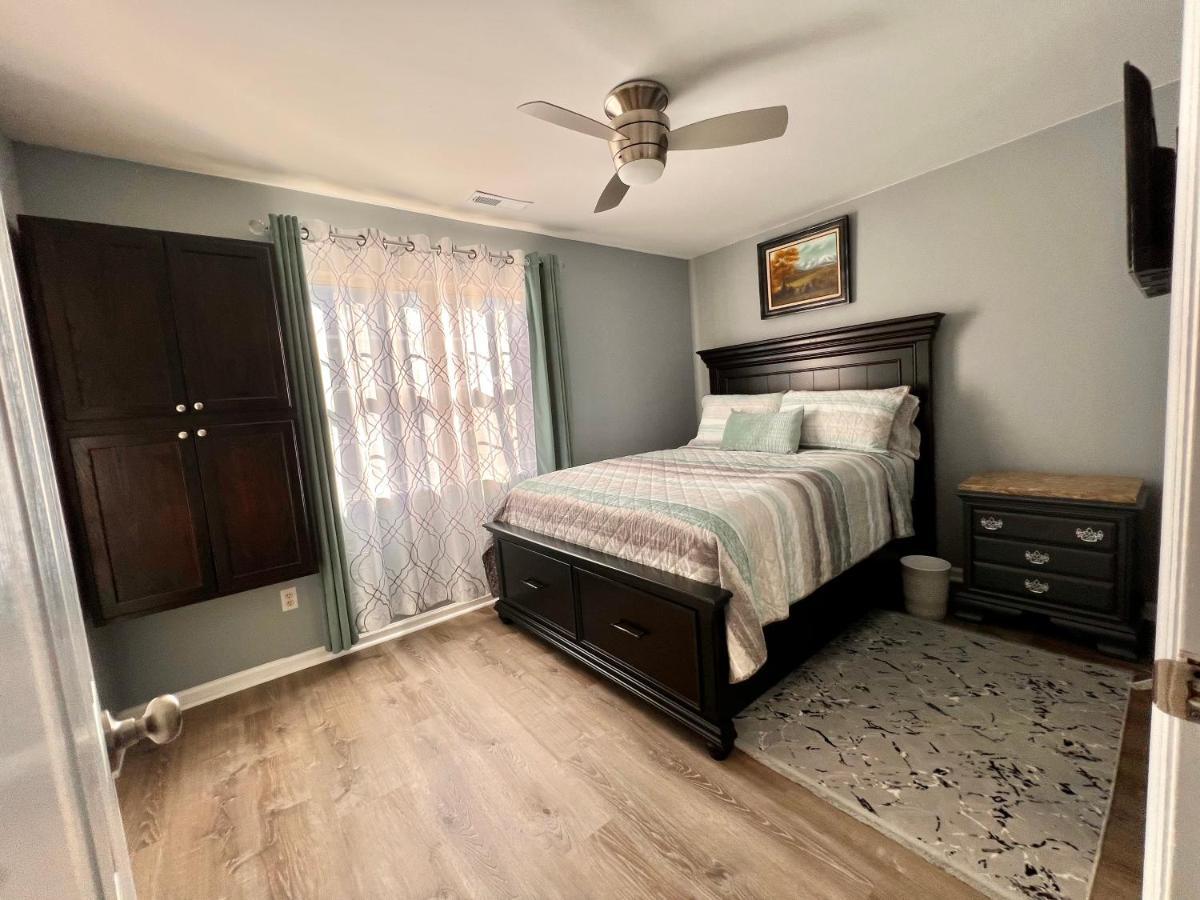 Luxury Townhome Jacksonville, Nc מראה חיצוני תמונה