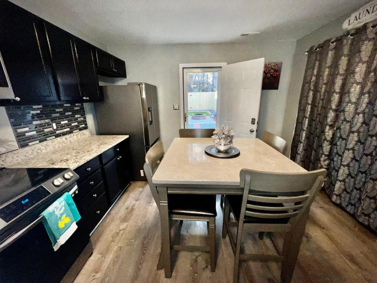 Luxury Townhome Jacksonville, Nc מראה חיצוני תמונה