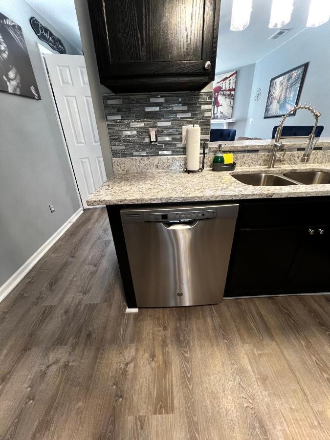 Luxury Townhome Jacksonville, Nc מראה חיצוני תמונה